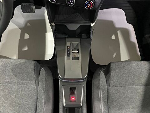 2025 Benzin Otomatik Opel Frontera Yeşil Gürel Tasarım Aksesuar Otomotiv San. Tic. Ltd. Şti.