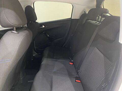 2019 Benzin Manuel Peugeot 208 Beyaz Gürel Tasarım Aksesuar Otomotiv San. Tic. Ltd. Şti.