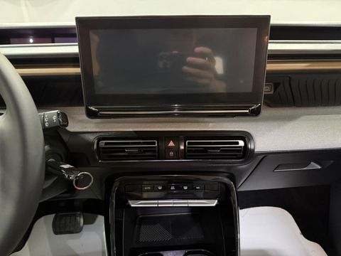 2026 Hybrid Otomatik Citroen C3 AirCross Yeşil Gürel Tasarım Aksesuar Otomotiv San. Tic. Ltd. Şti.