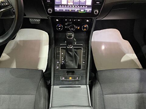 2023 Benzin Otomatik Skoda Superb Gri Gürel Tasarım Aksesuar Otomotiv San. Tic. Ltd. Şti.