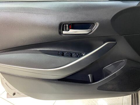 2021 Benzin Otomatik Toyota Corolla Gri Gürel Tasarım Aksesuar Otomotiv San. Tic. Ltd. Şti.