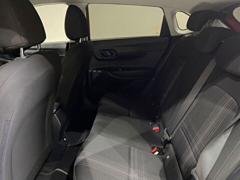 2020 Benzin Otomatik Hyundai i20 Kırmızı Gürel Tasarım Aksesuar Otomotiv San. Tic. Ltd. Şti.