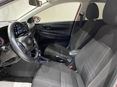 2020 Benzin Otomatik Hyundai i20 Kırmızı Gürel Tasarım Aksesuar Otomotiv San. Tic. Ltd. Şti.