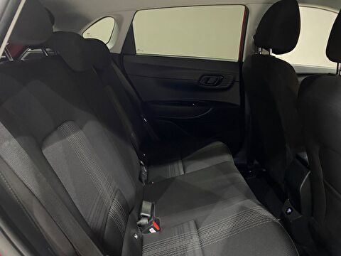 2020 Benzin Otomatik Hyundai i20 Kırmızı Gürel Tasarım Aksesuar Otomotiv San. Tic. Ltd. Şti.