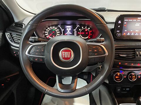 2018 Benzin Manuel Fiat Egea Siyah Gürel Tasarım Aksesuar Otomotiv San. Tic. Ltd. Şti.