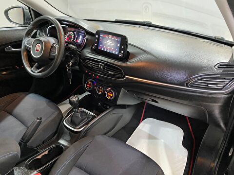 2018 Benzin Manuel Fiat Egea Siyah Gürel Tasarım Aksesuar Otomotiv San. Tic. Ltd. Şti.