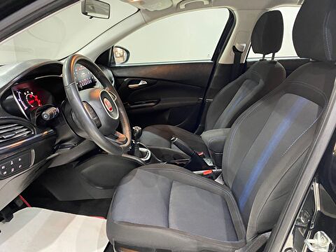 2018 Benzin Manuel Fiat Egea Siyah Gürel Tasarım Aksesuar Otomotiv San. Tic. Ltd. Şti.