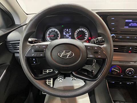 TaksitliOto.Net | 2.El Hyundai Bayon SUV 1.4 MPI Jump | Manuel & Benzin | Beyaz | İzmir.2el 2022 Benzin Manuel Hyundai Bayon Beyaz Gürel Tasarım Aksesuar Otomotiv San. Tic. Ltd. Şti.