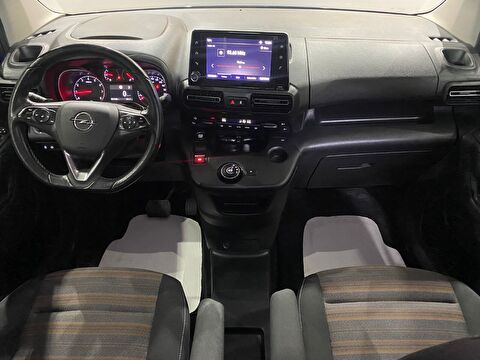 2022 Dizel Otomatik Opel Combo Lacivert Gürel Tasarım Aksesuar Otomotiv San. Tic. Ltd. Şti.