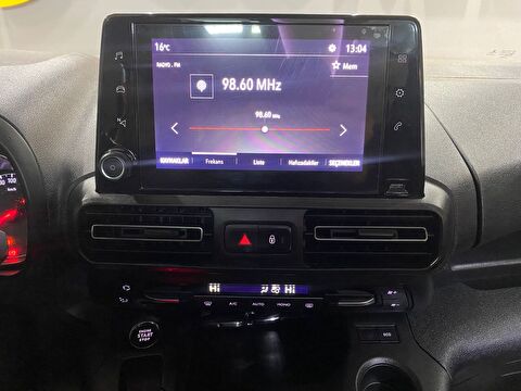 2022 Dizel Otomatik Opel Combo Lacivert Gürel Tasarım Aksesuar Otomotiv San. Tic. Ltd. Şti.