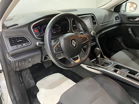 2023 Benzin Otomatik Renault Megane Beyaz Gürel Tasarım Aksesuar Otomotiv San. Tic. Ltd. Şti.