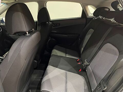 2021 Benzin Otomatik Hyundai Kona Beyaz Gürel Tasarım Aksesuar Otomotiv San. Tic. Ltd. Şti.