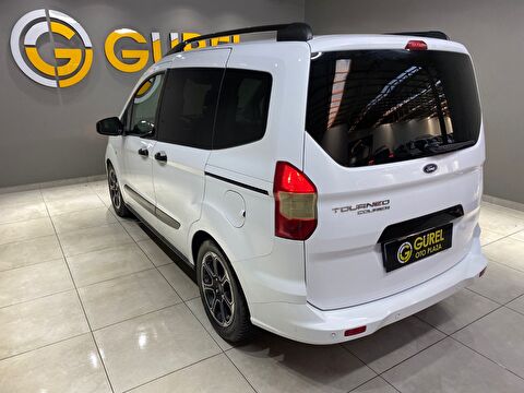 2022 Dizel Manuel Ford Tourneo Courier Beyaz Gürel Tasarım Aksesuar Otomotiv San. Tic. Ltd. Şti.