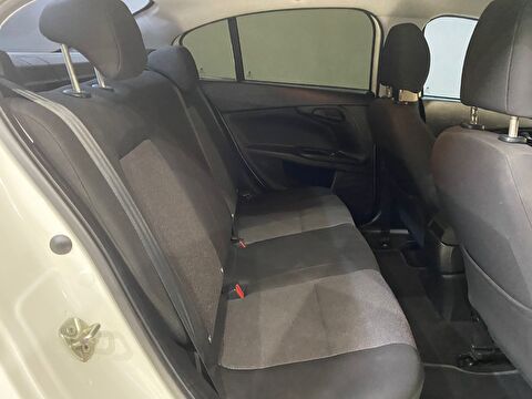 TaksitliOto.Net | 2.El Fiat Egea Sedan 1.6 MultiJet Easy DCT | Otomatik & Dizel | Beyaz | İzmir.2el 2022 Dizel Otomatik Fiat Egea Beyaz Gürel Tasarım Aksesuar Otomotiv San. Tic. Ltd. Şti.