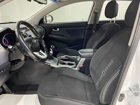 2015 Benzin Manuel Kia Sportage Beyaz Gürel Tasarım Aksesuar Otomotiv San. Tic. Ltd. Şti.