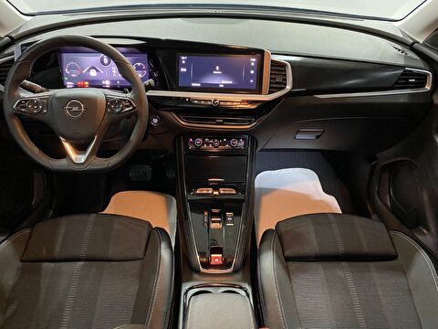 2024 Benzin Otomatik Opel Grandland Gri Gürel Tasarım Aksesuar Otomotiv San. Tic. Ltd. Şti.