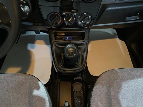 2021 Benzin + LPG Manuel Fiat Fiorino Beyaz Gürel Tasarım Aksesuar Otomotiv San. Tic. Ltd. Şti.