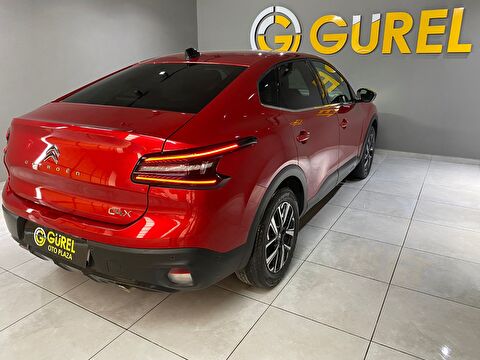 2024 Benzin Otomatik Citroen C4 X Kırmızı Gürel Tasarım Aksesuar Otomotiv San. Tic. Ltd. Şti.