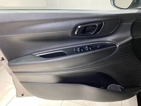 2022 Benzin Otomatik Hyundai Bayon Gri Gürel Tasarım Aksesuar Otomotiv San. Tic. Ltd. Şti.