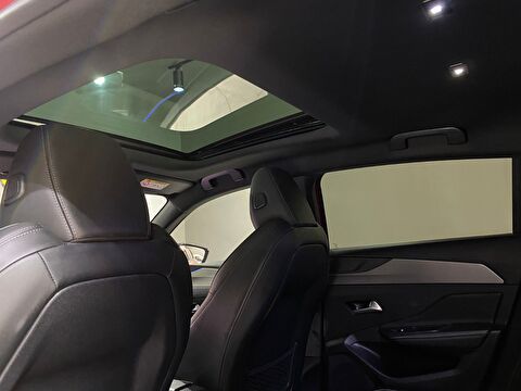 2023 Benzin Otomatik Peugeot 308 Kırmızı Gürel Tasarım Aksesuar Otomotiv San. Tic. Ltd. Şti.