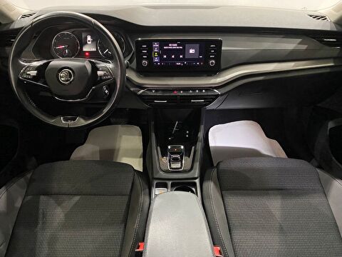 2022 MHEV Otomatik Skoda Octavia Gri Gürel Tasarım Aksesuar Otomotiv San. Tic. Ltd. Şti.