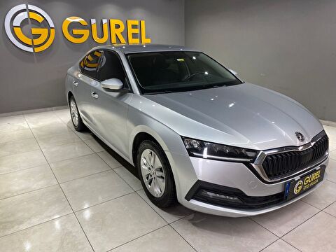 2022 MHEV Otomatik Skoda Octavia Gri Gürel Tasarım Aksesuar Otomotiv San. Tic. Ltd. Şti.