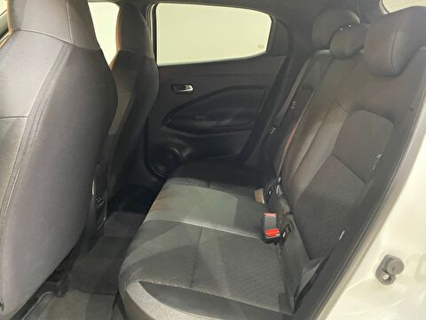 2024 Benzin Otomatik Nissan Juke Beyaz Gürel Tasarım Aksesuar Otomotiv San. Tic. Ltd. Şti.