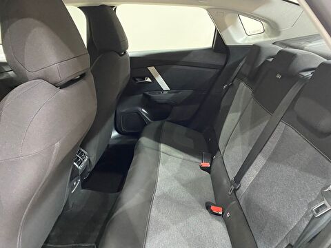 2023 Benzin Otomatik Citroen C4 X Beyaz Gürel Tasarım Aksesuar Otomotiv San. Tic. Ltd. Şti.