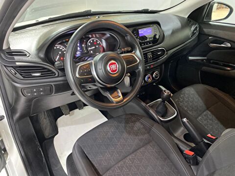 2021 Benzin Manuel Fiat Egea Beyaz Gürel Tasarım Aksesuar Otomotiv San. Tic. Ltd. Şti.