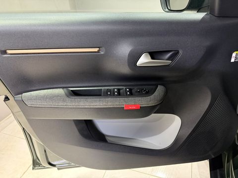 2026 Hybrid Otomatik Citroen C3 AirCross Yeşil Gürel Tasarım Aksesuar Otomotiv San. Tic. Ltd. Şti.
