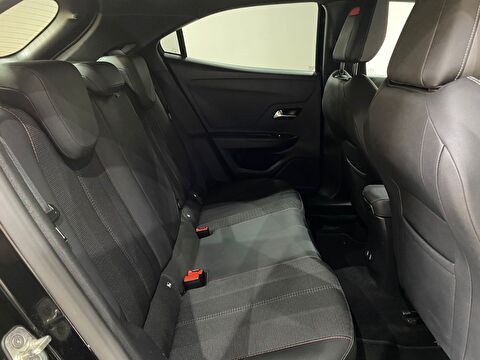 2023 Benzin Otomatik Opel Mokka Siyah Gürel Tasarım Aksesuar Otomotiv San. Tic. Ltd. Şti.