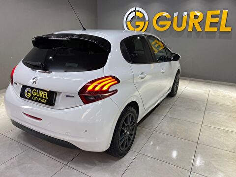 2017 Benzin Otomatik Peugeot 208 Beyaz Gürel Tasarım Aksesuar Otomotiv San. Tic. Ltd. Şti.