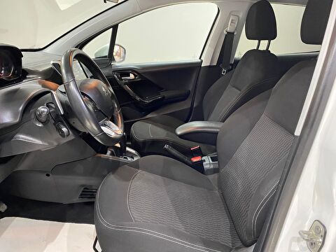 2017 Benzin Otomatik Peugeot 208 Beyaz Gürel Tasarım Aksesuar Otomotiv San. Tic. Ltd. Şti.