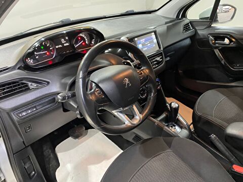 2017 Benzin Otomatik Peugeot 208 Beyaz Gürel Tasarım Aksesuar Otomotiv San. Tic. Ltd. Şti.