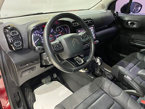 TaksitliOto.Net | 2.El Citroen C3 AirCross SUV 1.2 PureTech S&S Shine Çift Renk EAT6 | Otomatik & Benzin | Kırmızı | İzmir.2el 2023 Benzin Otomatik Citroen C3 AirCross Kırmızı Gürel Tasarım Aksesuar Otomotiv San. Tic. Ltd. Şti.