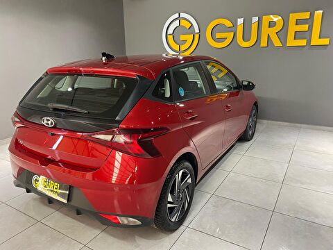2022 Benzin Otomatik Hyundai i20 Kırmızı Gürel Tasarım Aksesuar Otomotiv San. Tic. Ltd. Şti.