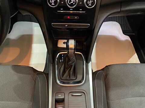 2023 Benzin Otomatik Renault Megane Beyaz Gürel Tasarım Aksesuar Otomotiv San. Tic. Ltd. Şti.
