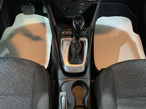 2024 Benzin Otomatik Opel Crossland Beyaz Gürel Tasarım Aksesuar Otomotiv San. Tic. Ltd. Şti.