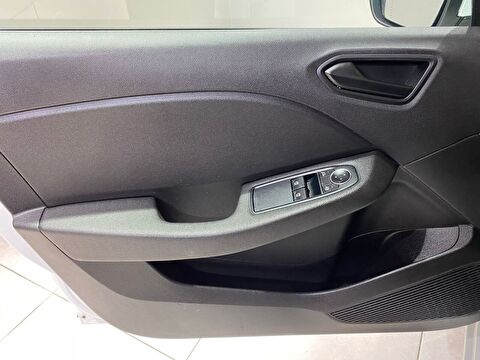 2022 Benzin Otomatik Renault Clio Beyaz Gürel Tasarım Aksesuar Otomotiv San. Tic. Ltd. Şti.