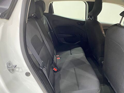 2022 Benzin Otomatik Renault Clio Beyaz Gürel Tasarım Aksesuar Otomotiv San. Tic. Ltd. Şti.
