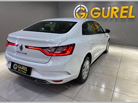 2022 Benzin Otomatik Renault Megane Beyaz Gürel Tasarım Aksesuar Otomotiv San. Tic. Ltd. Şti.
