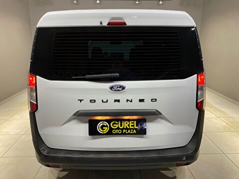 2024 Dizel Manuel Ford Tourneo Courier Beyaz Gürel Tasarım Aksesuar Otomotiv San. Tic. Ltd. Şti.