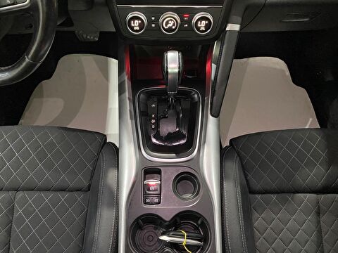 2019 Benzin Otomatik Renault Kadjar Mavi Gürel Tasarım Aksesuar Otomotiv San. Tic. Ltd. Şti.