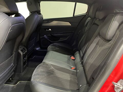 2025 Benzin Otomatik Peugeot 408 Kırmızı Gürel Tasarım Aksesuar Otomotiv San. Tic. Ltd. Şti.