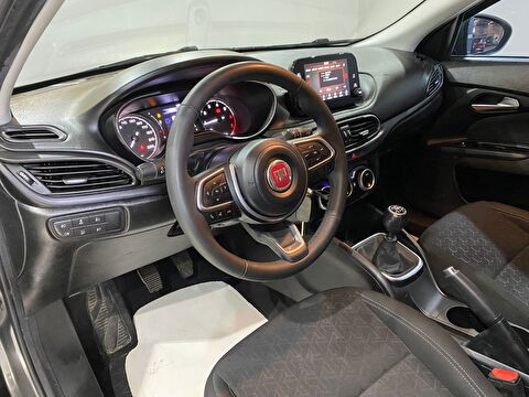 2023 Benzin Manuel Fiat Egea Gri Gürel Tasarım Aksesuar Otomotiv San. Tic. Ltd. Şti.