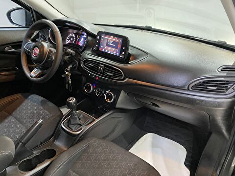 2023 Benzin Manuel Fiat Egea Gri Gürel Tasarım Aksesuar Otomotiv San. Tic. Ltd. Şti.