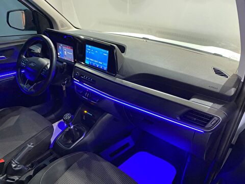 2024 Dizel Manuel Ford Tourneo Courier Beyaz Gürel Tasarım Aksesuar Otomotiv San. Tic. Ltd. Şti.