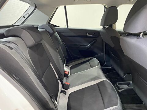 2016 Benzin Otomatik Skoda Fabia Beyaz Gürel Tasarım Aksesuar Otomotiv San. Tic. Ltd. Şti.