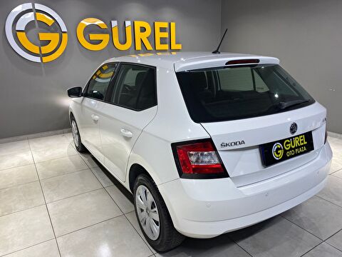 2016 Benzin Otomatik Skoda Fabia Beyaz Gürel Tasarım Aksesuar Otomotiv San. Tic. Ltd. Şti.