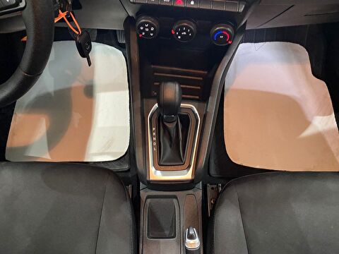 2022 Benzin Otomatik Renault Clio Beyaz Gürel Tasarım Aksesuar Otomotiv San. Tic. Ltd. Şti.